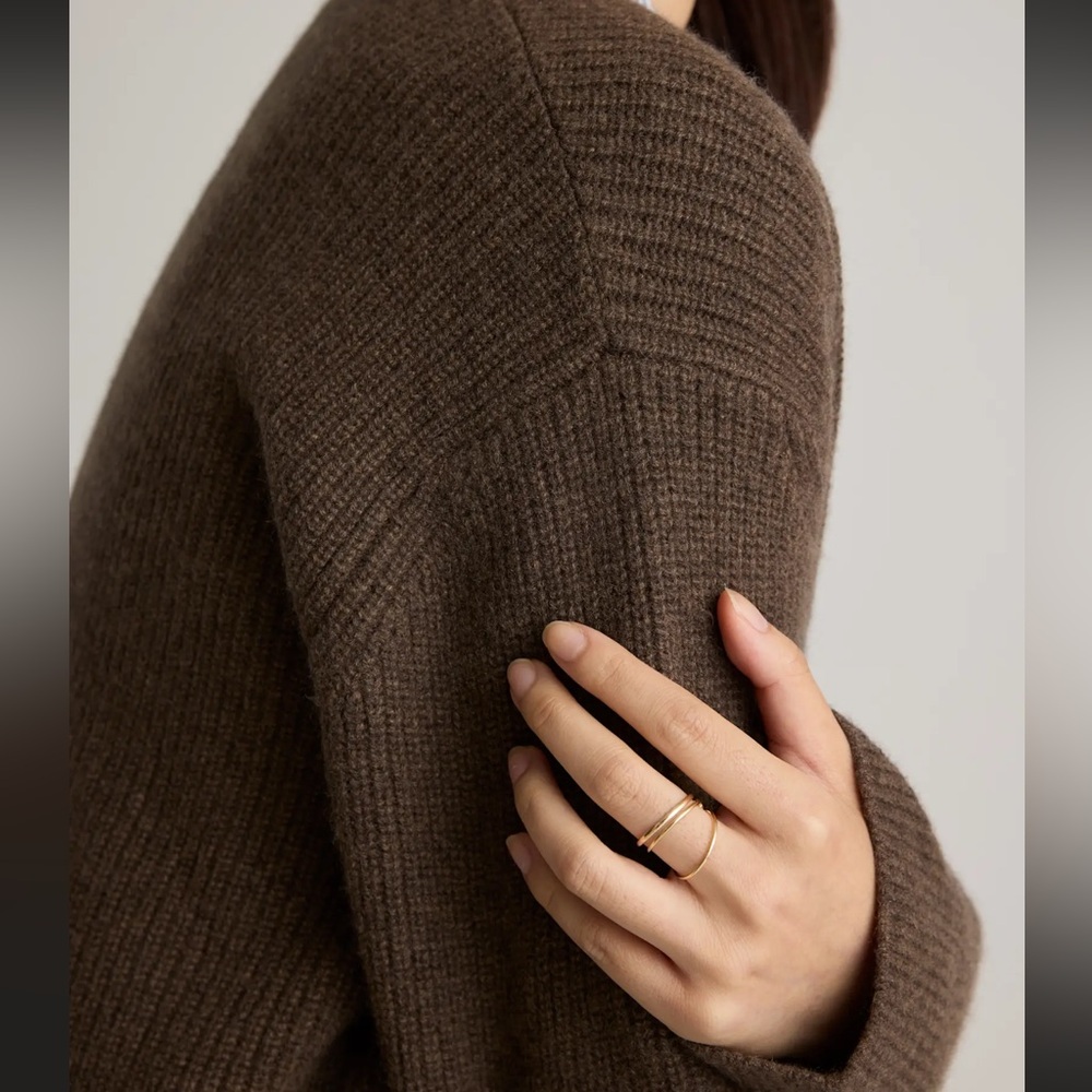 Quince XL Mongolian Cashmere Oversized Boyfriend Cardigan Sweater - Picture 4 of 6